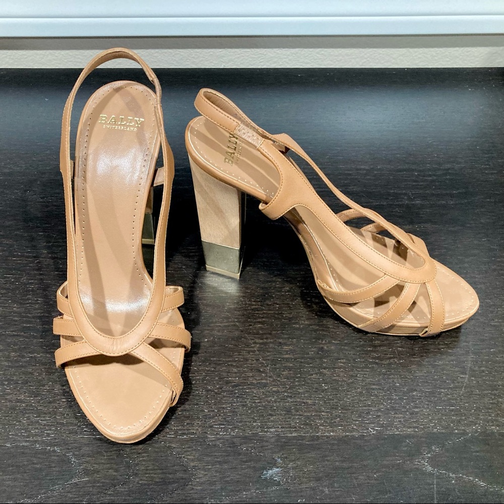 Bally Switzerland Tan Chunky Heel (8US)